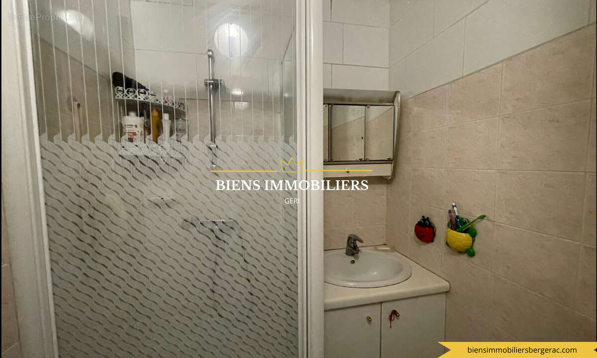 Appartement 3 chambres avec balcon - photo 3