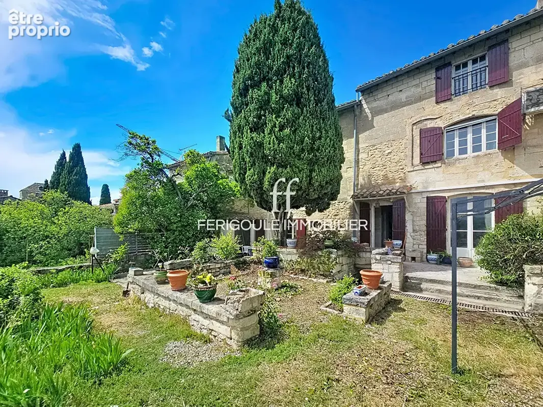 Maison à VILLENEUVE-LES-AVIGNON