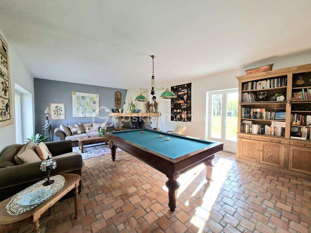 Maison à SAINT-BENOIT-SUR-LOIRE