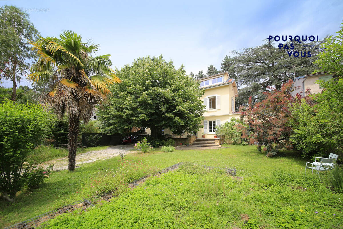 Maison à LYON-4E
