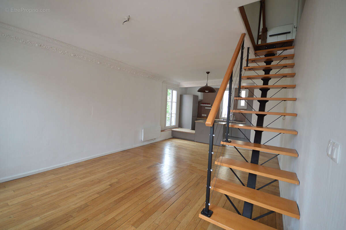 Appartement à NANTERRE