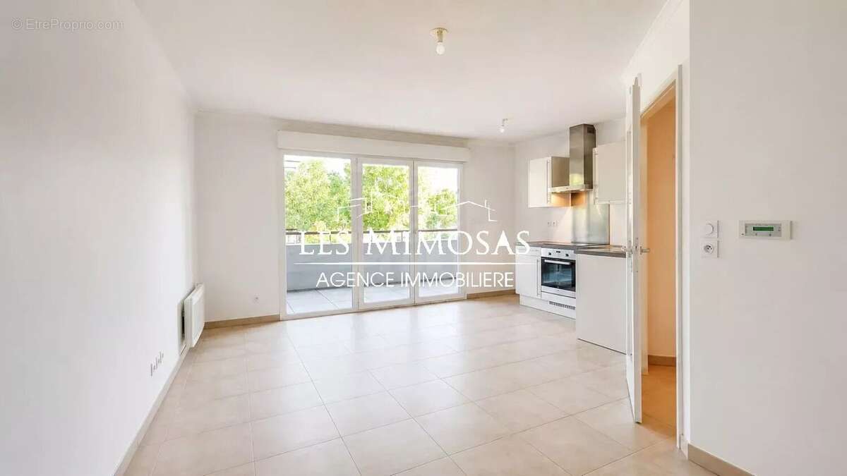 FREJUS-PLAGE, Appartement 2 pièces de 48m² avec garage - photo 2