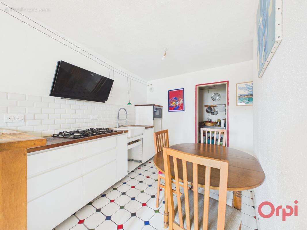 Appartement À Vendre - photo 3