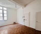 Appartement à RILLIEUX-LA-PAPE