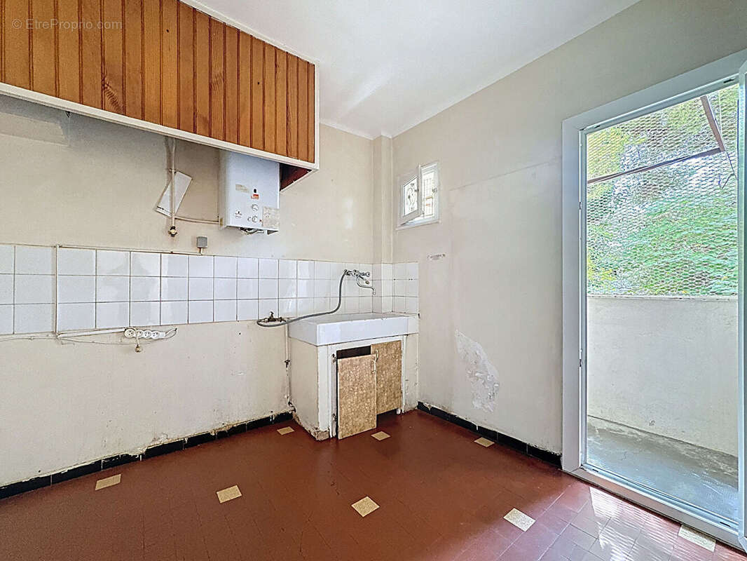 Appartement à MARSEILLE-14E