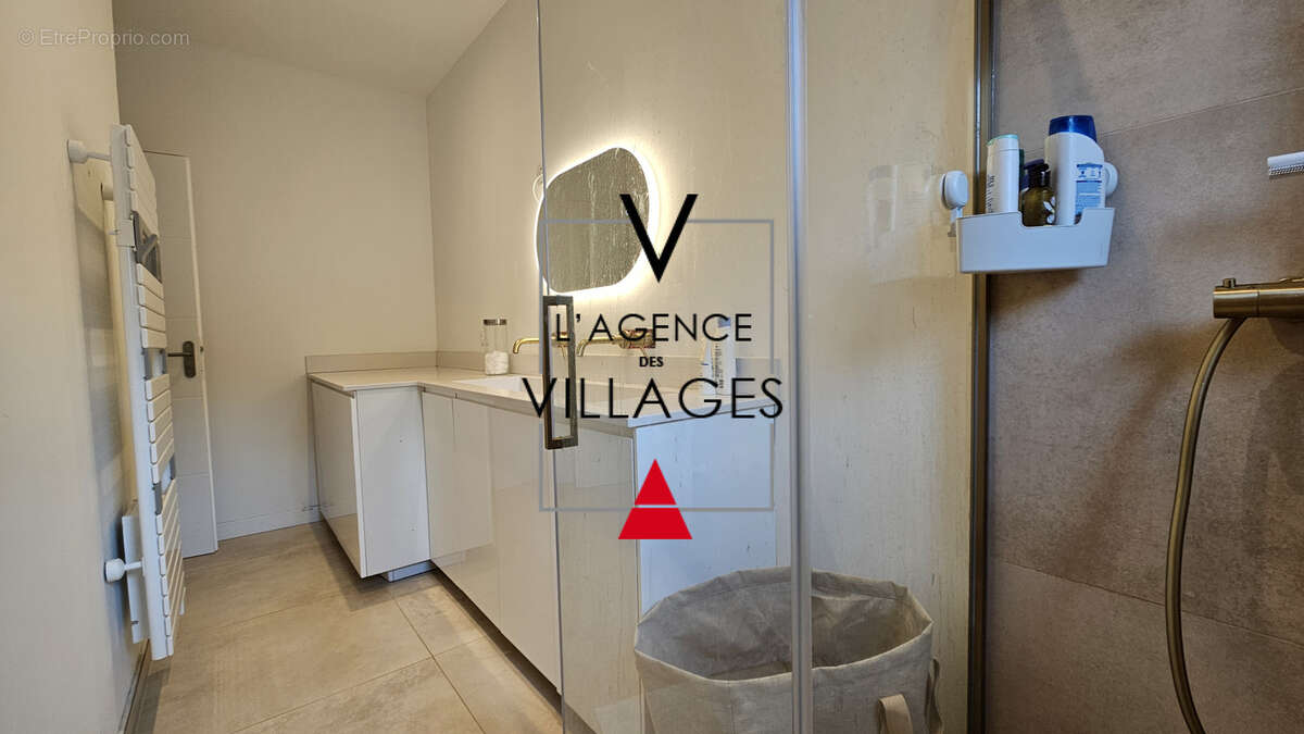 RARE , Bas de villa de plein pied Neuf  avec jardin privatif de 450M 2 - photo 12