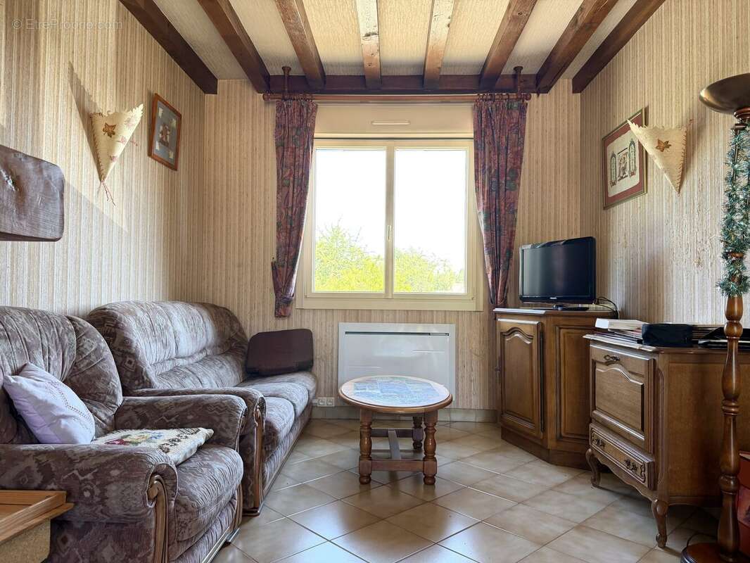 Maison 125 m² à Dangeul  - photo 8