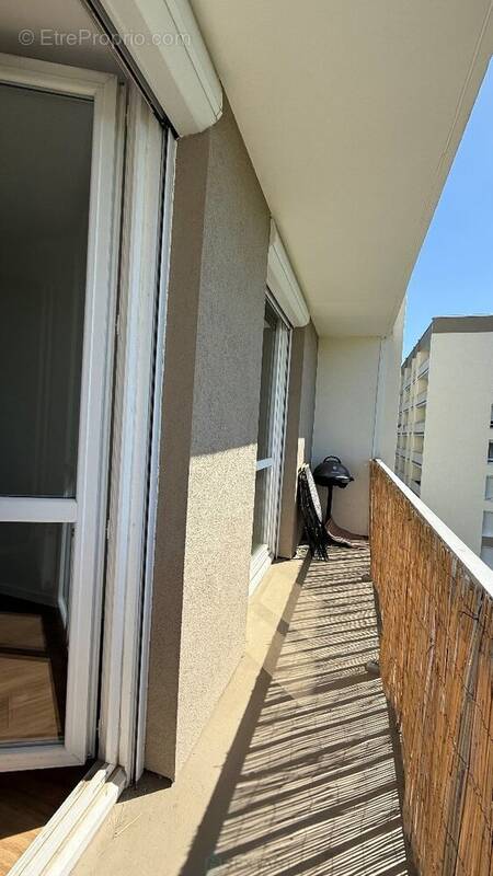 Appartement à DEVILLE-LES-ROUEN