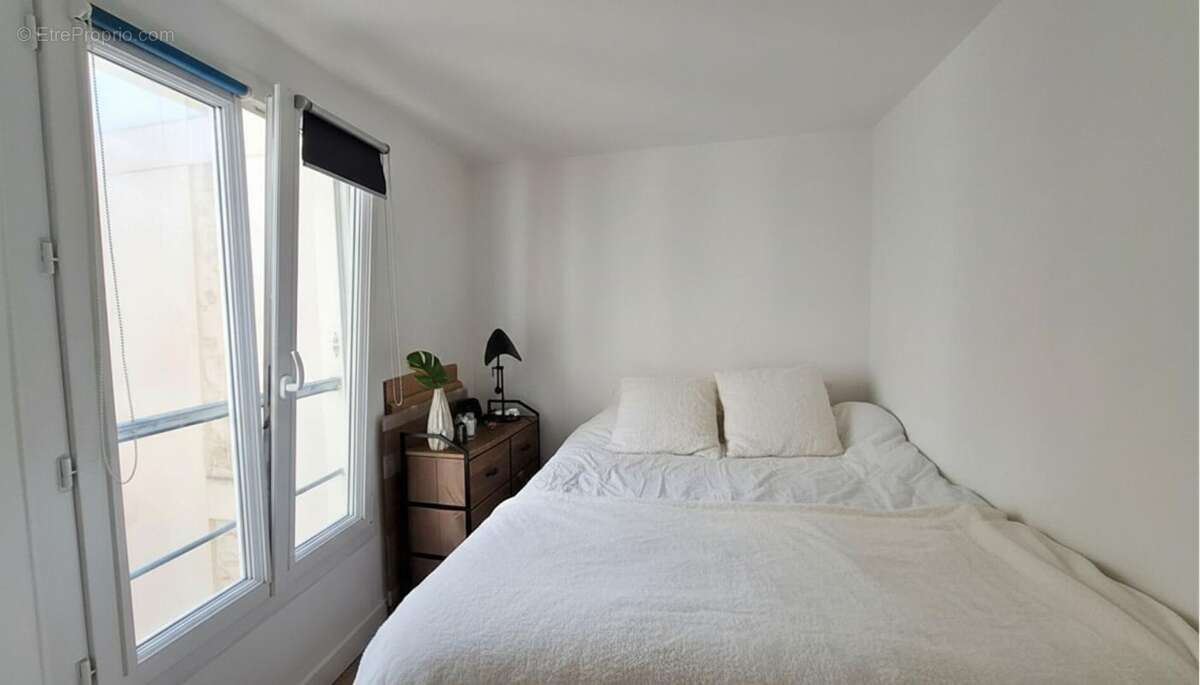Appartement à PARIS-3E
