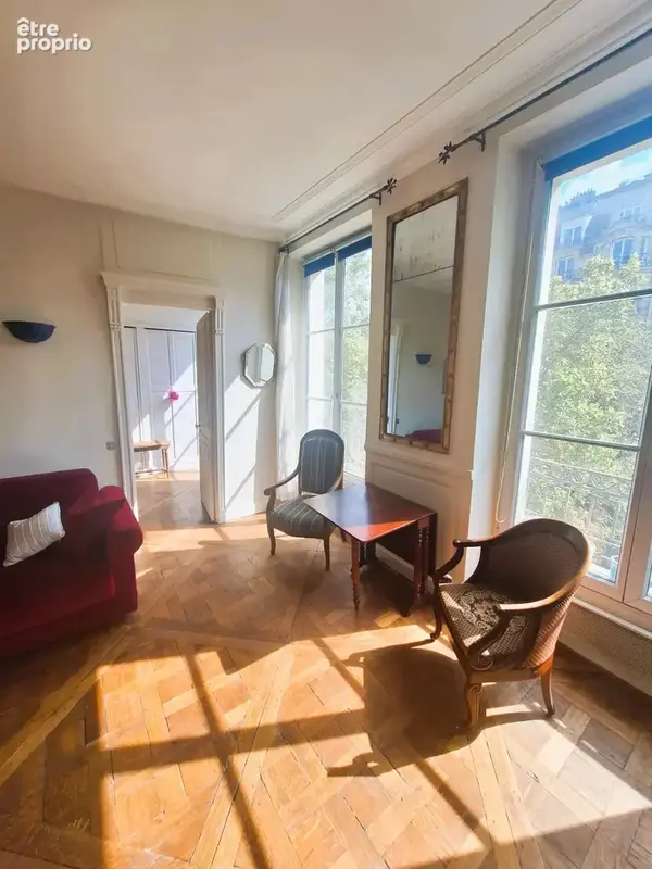 Xème, Porte Saint-Martin - 4 pièces de 64m² - 3ème ascenseur - 735 000 euros - photo 8