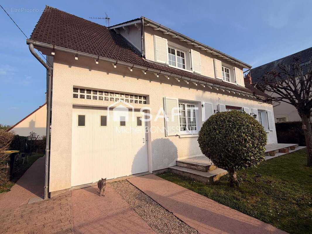 Photo 3 - Maison à BOURGES