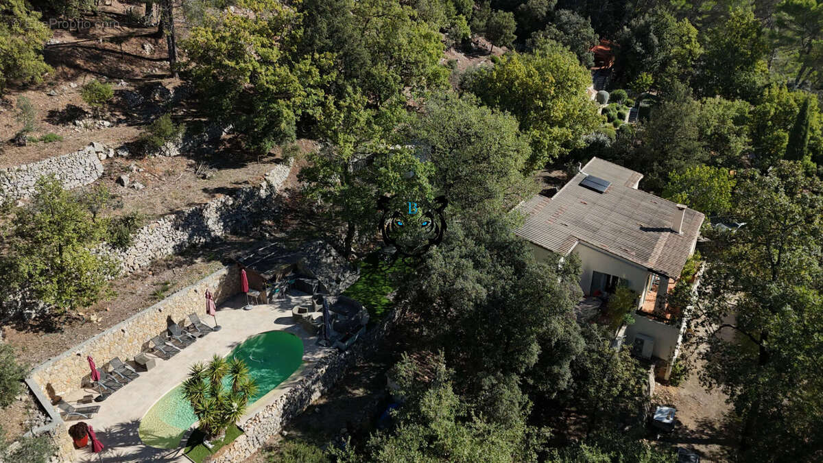 Maison à FIGANIERES