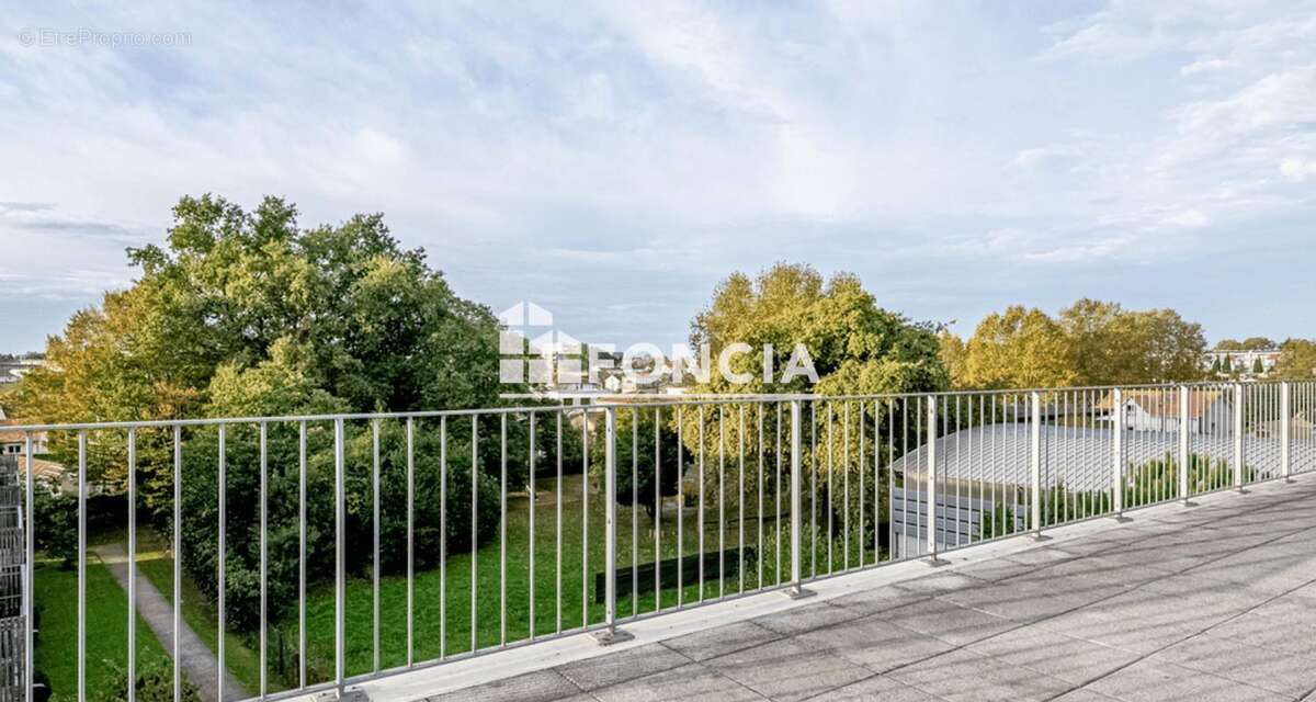 Appartement à CENON