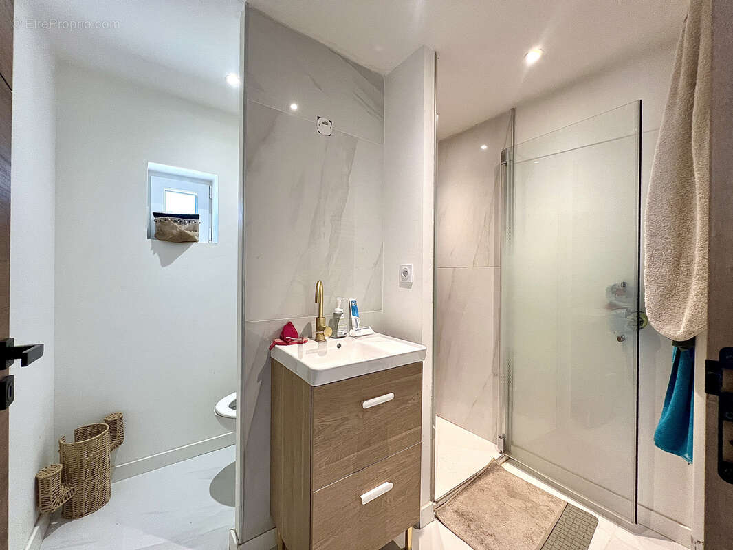 13013 MARSEILLE - Les Olives / Saint-Théodore - Maison 4/5 pièces 168m2 sur 550m2 de terrain - photo 15