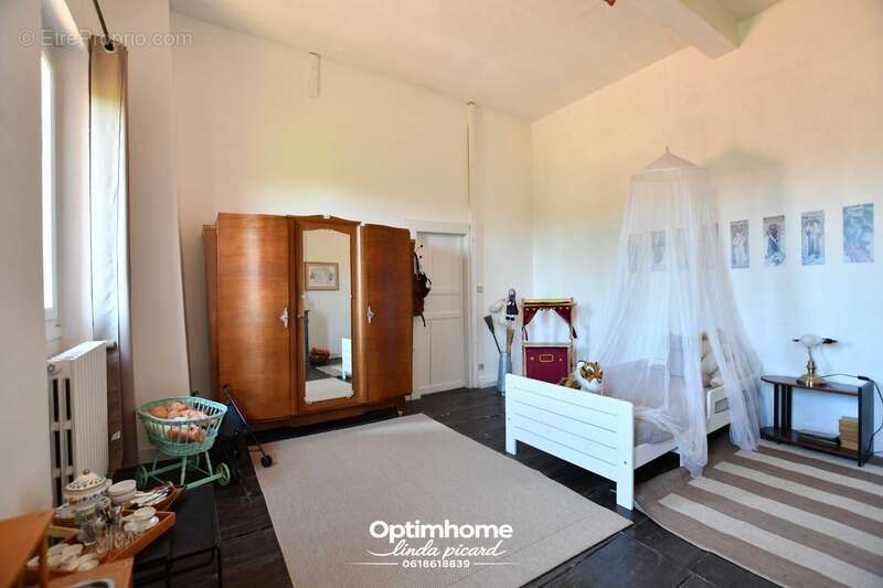 Maison à LA SALVETAT-SAINT-GILLES