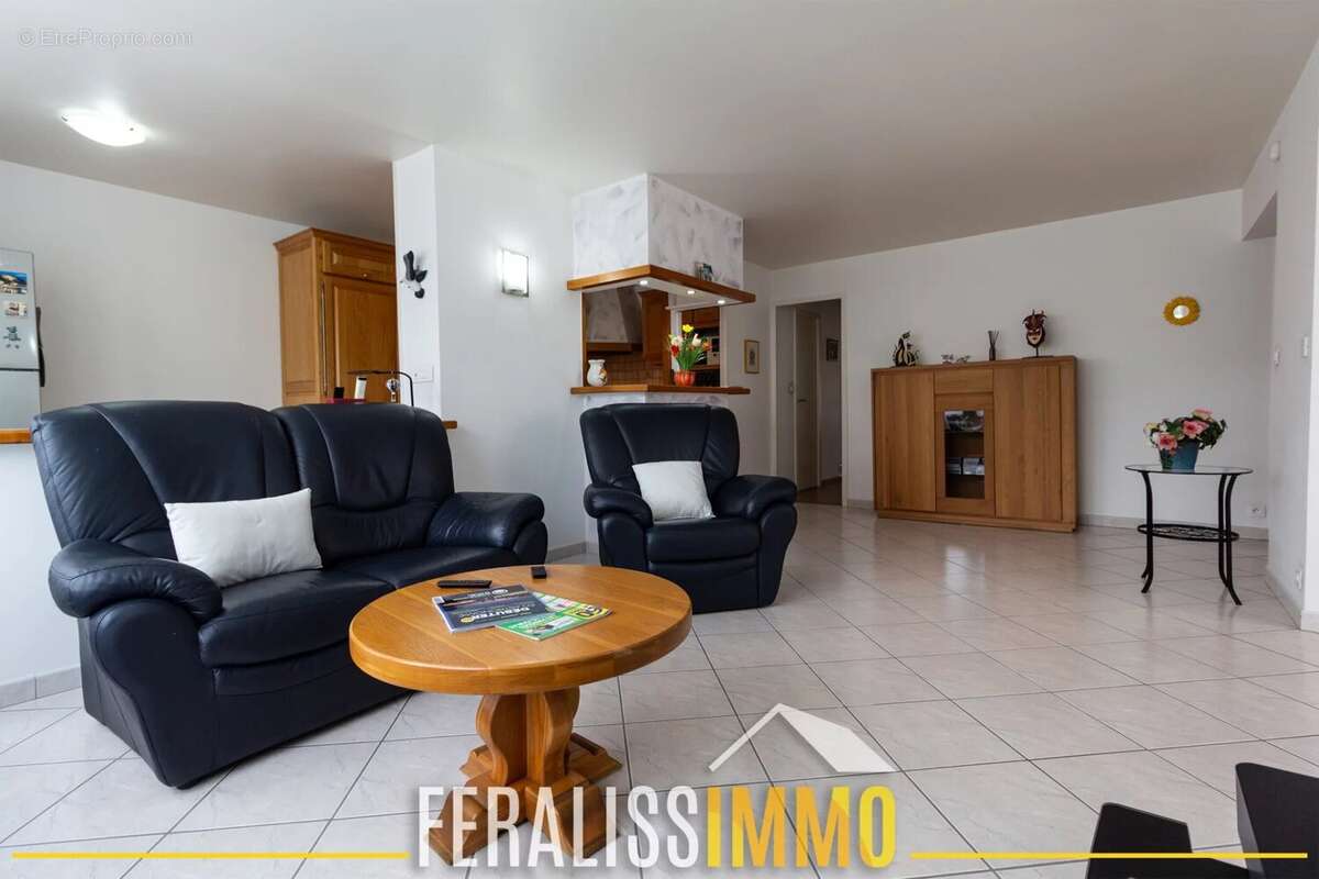 Appartement à ERAGNY