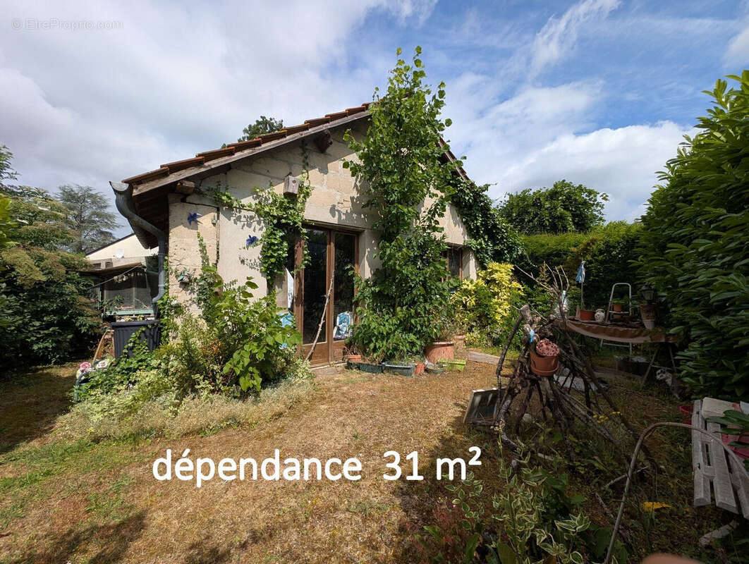 Maison à DOUE-LA-FONTAINE