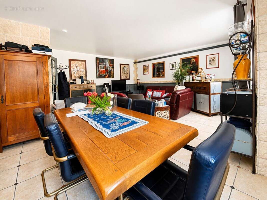 Appartement à ROSNY-SOUS-BOIS