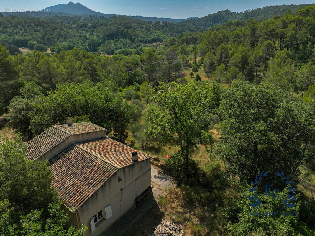 Maison à BARJOLS