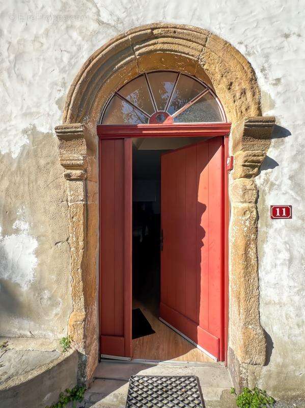 Appartement à LA BASTIDE-CLAIRENCE