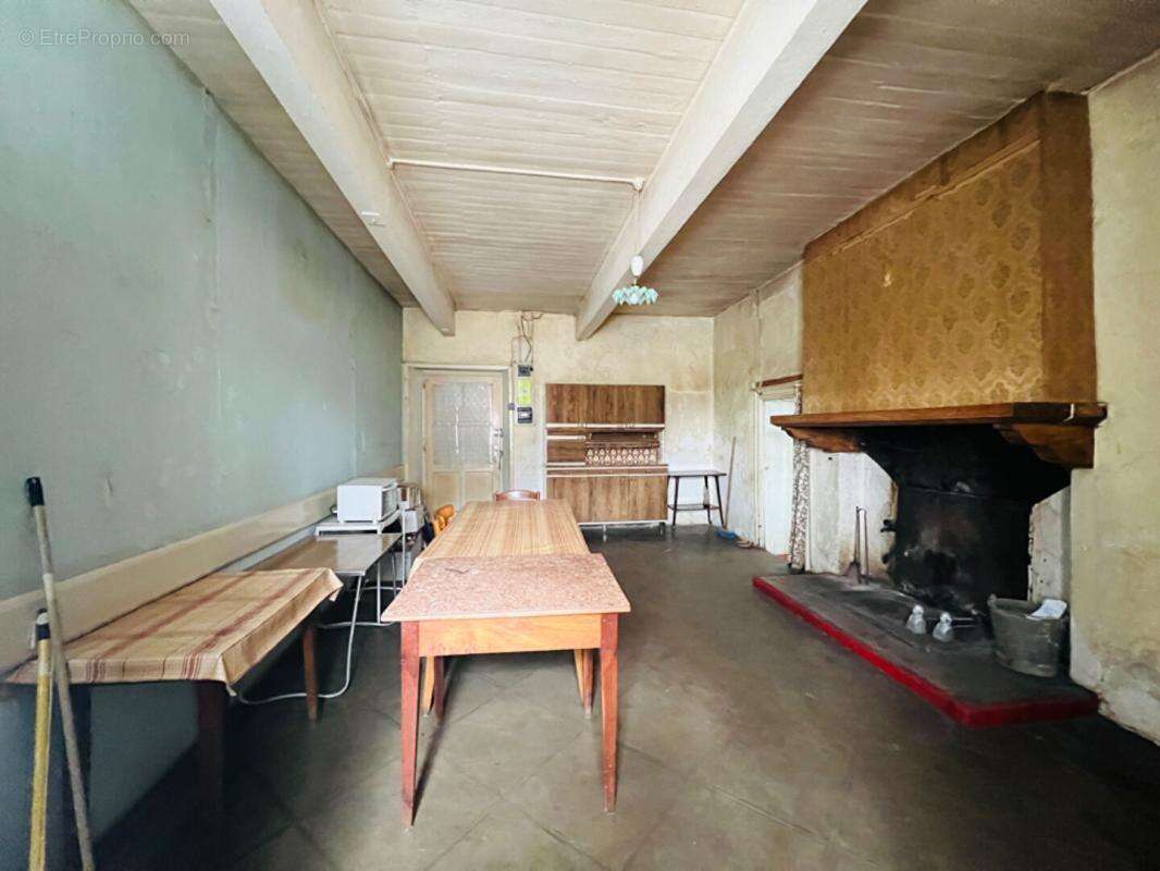 Maison à JOUE-SUR-ERDRE
