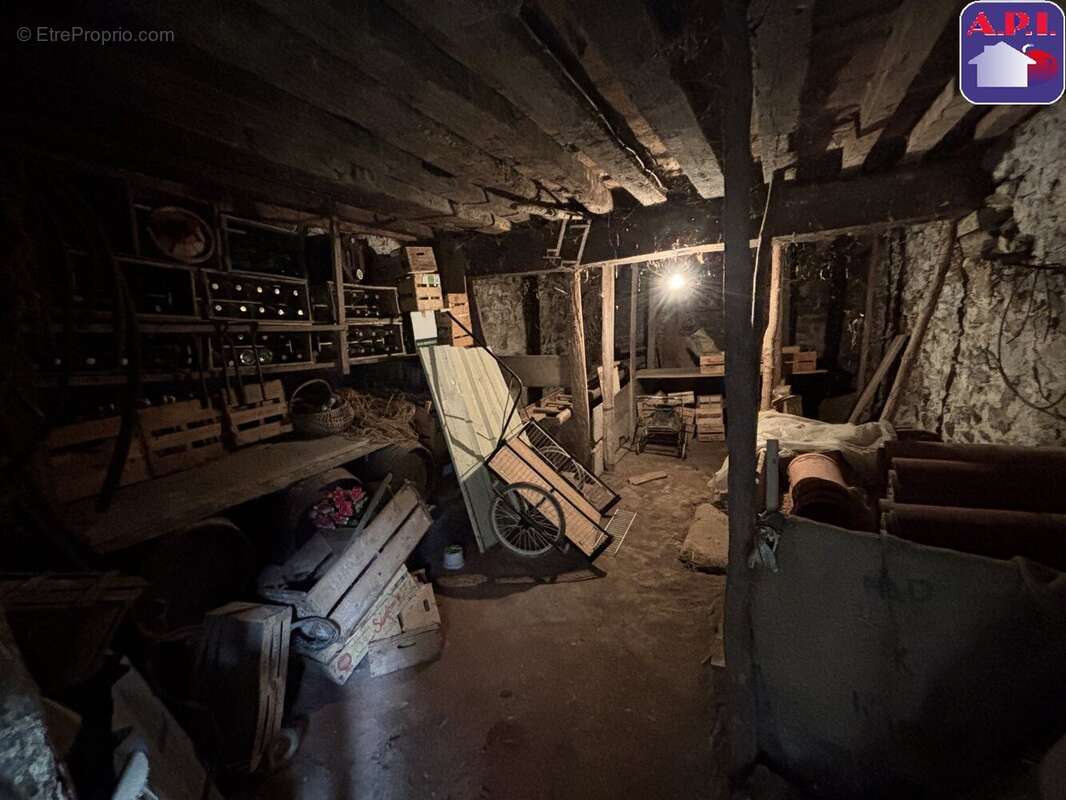 Maison à BESSEDE-DE-SAULT