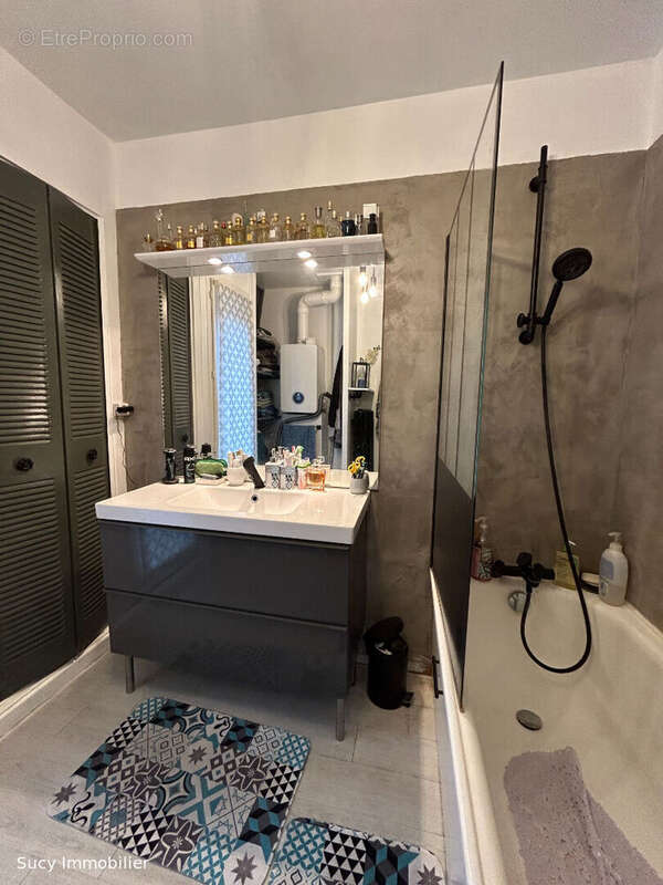 Maison à LA QUEUE-EN-BRIE