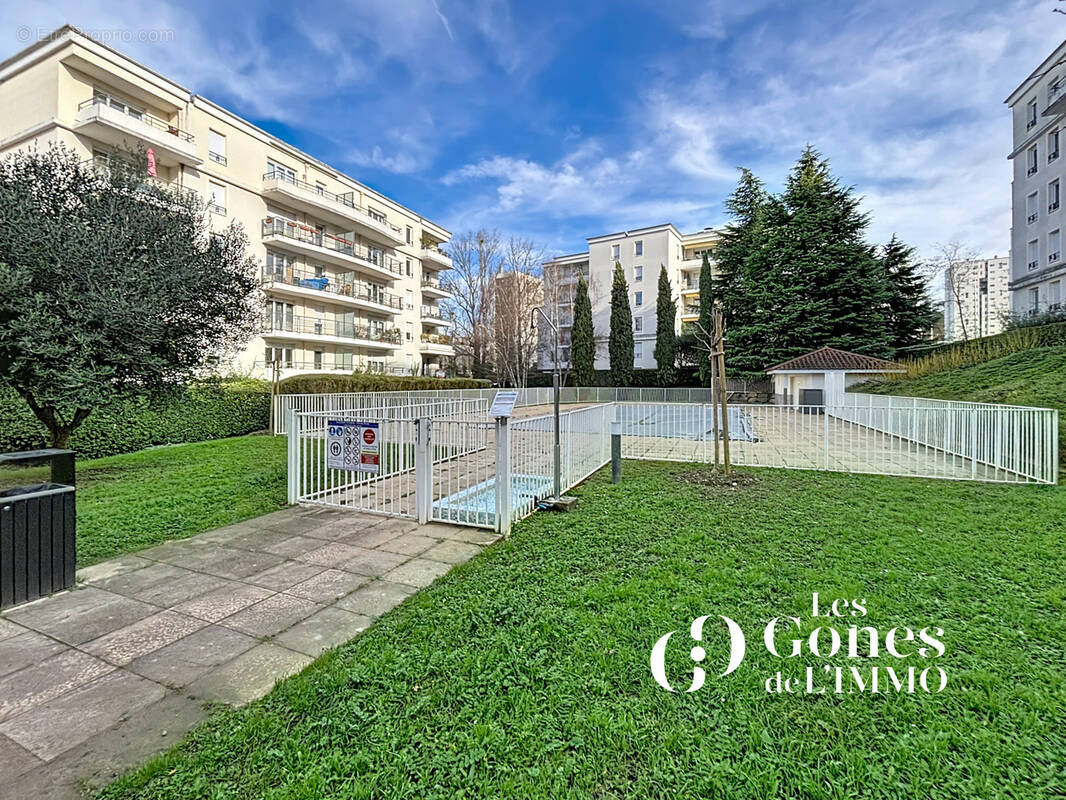 Appartement à TASSIN-LA-DEMI-LUNE