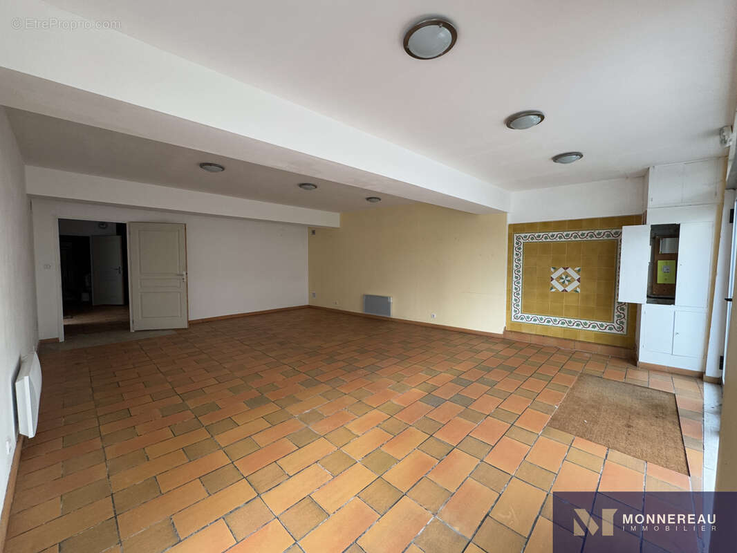 Appartement à BARBEZIEUX-SAINT-HILAIRE