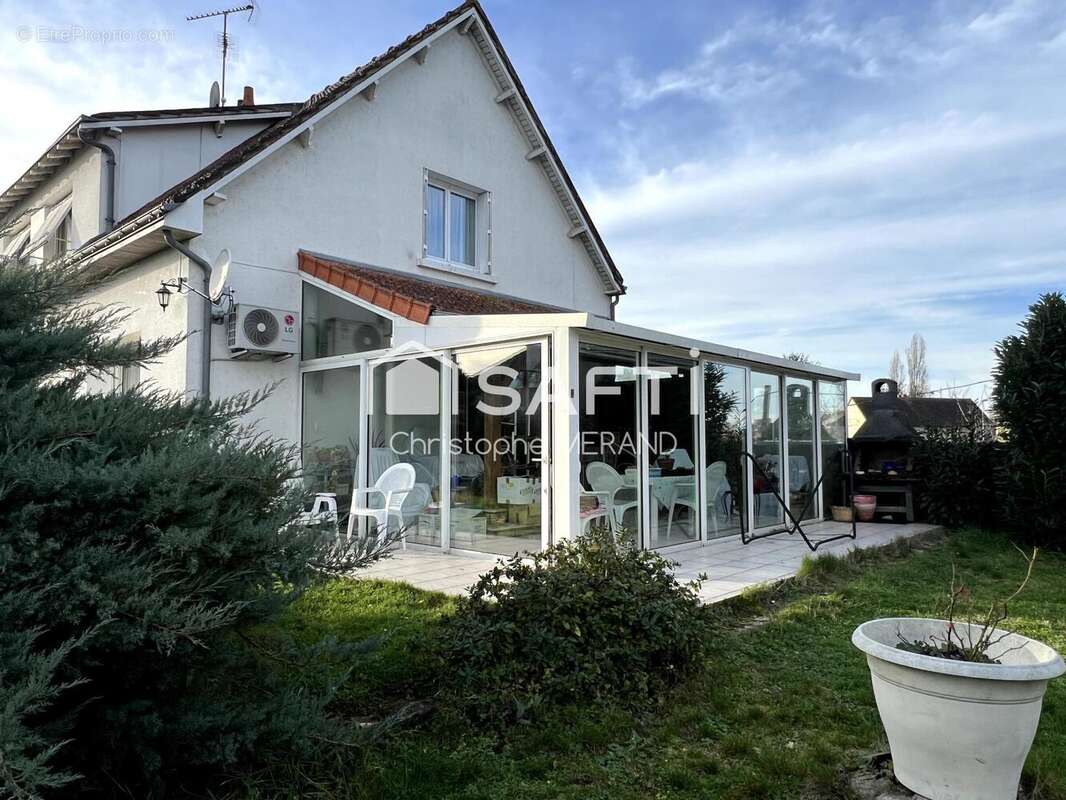 Photo 2 - Maison à DANGE-SAINT-ROMAIN
