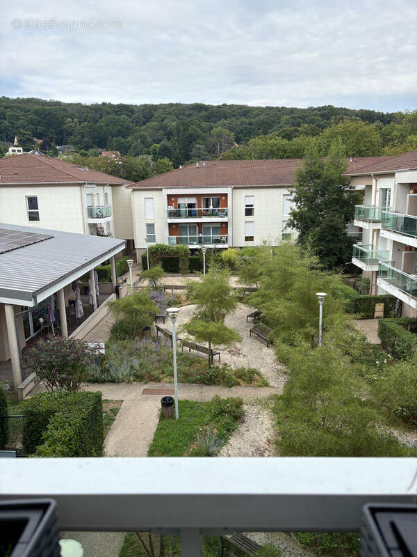 Appartement à MONTLIGNON