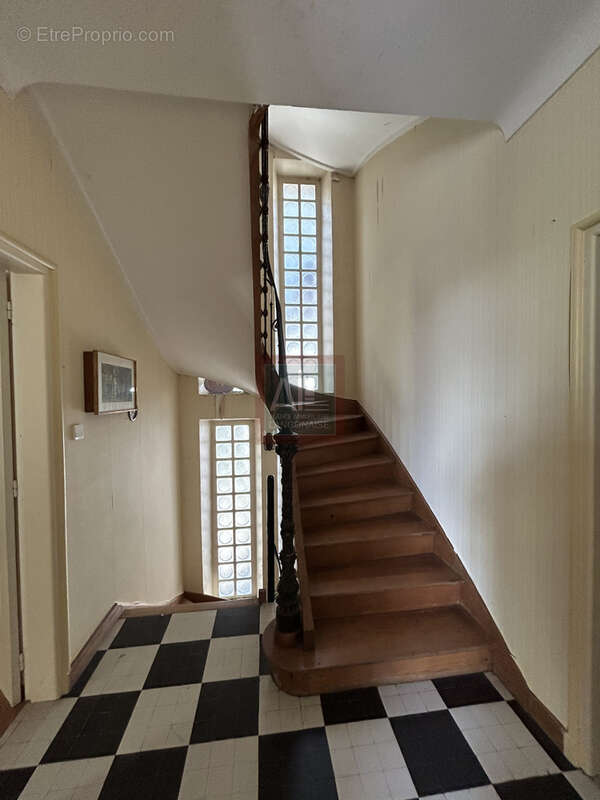 Maison à LANGOGNE
