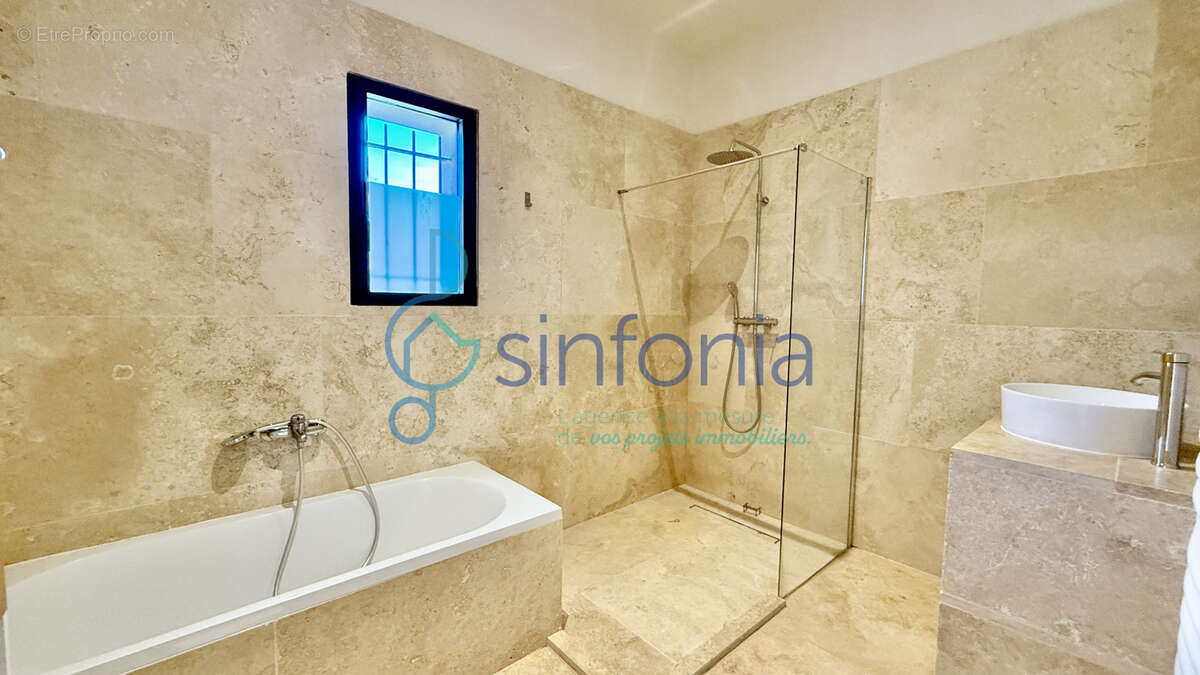 Maison à ARPAILLARGUES-ET-AUREILLAC