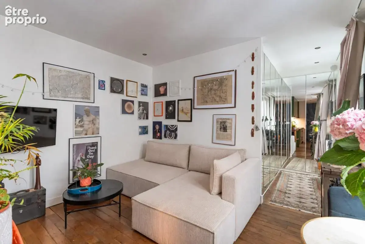 Appartement à PARIS-11E