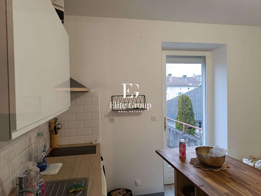 Appartement à GOND-PONTOUVRE