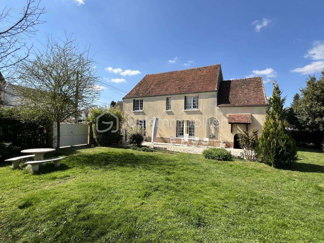 Maison à CHOISY-EN-BRIE