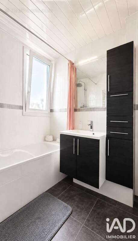 Appartement 71 m² à Metz  - photo 9