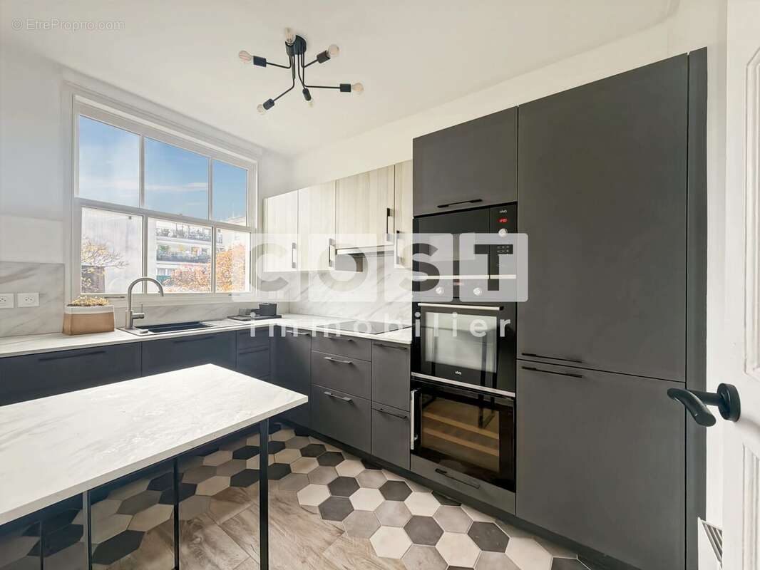 Appartement à ASNIERES-SUR-SEINE