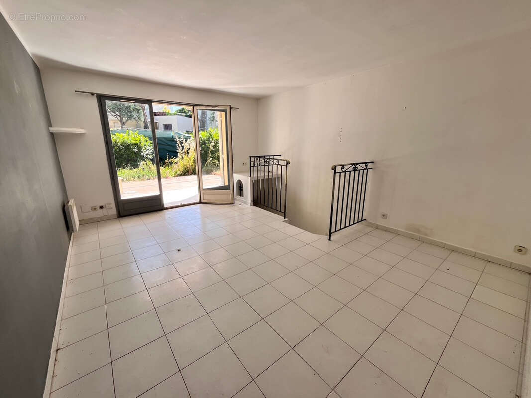 Appartement à VILLENEUVE-LOUBET