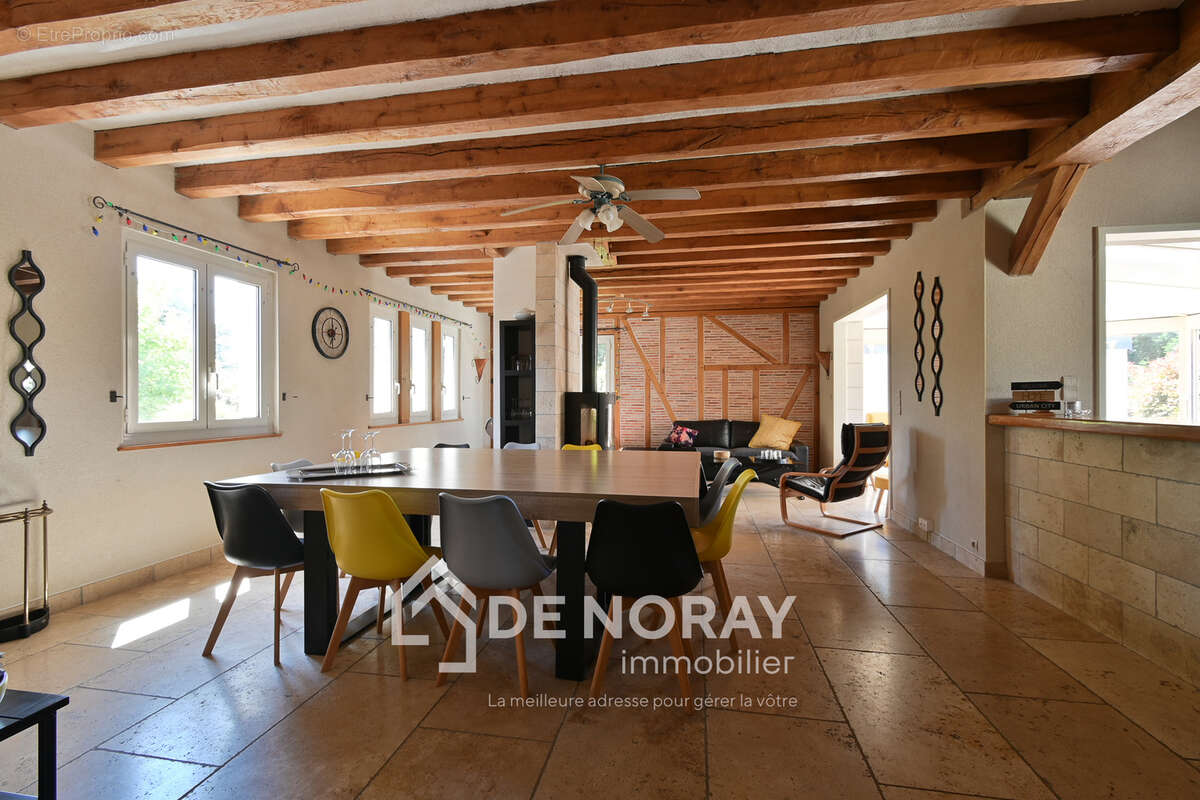 Maison à SORIGNY
