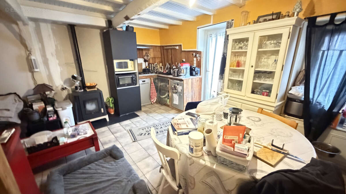 Maison à LAURE-MINERVOIS