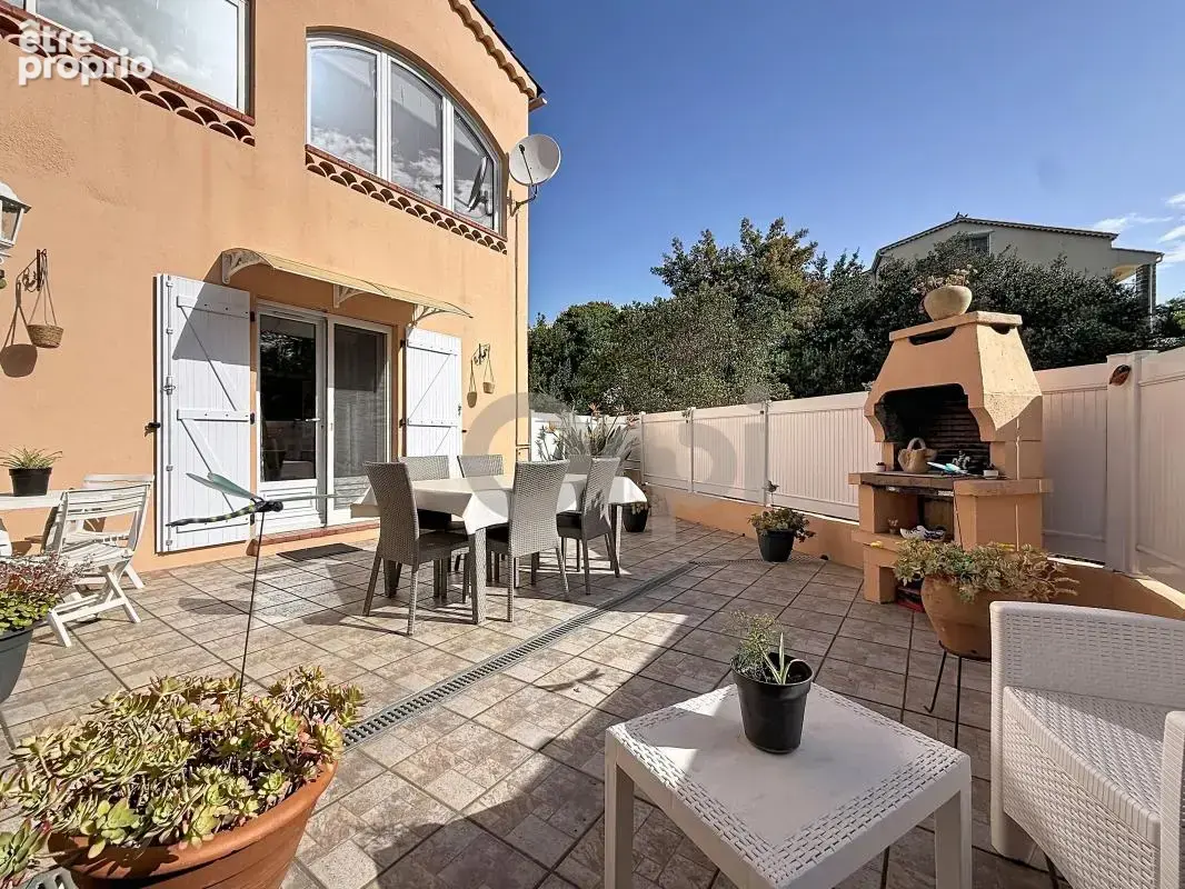 Saint-aygulf – maison 2 appartements – terrain 800 m² - photo 11