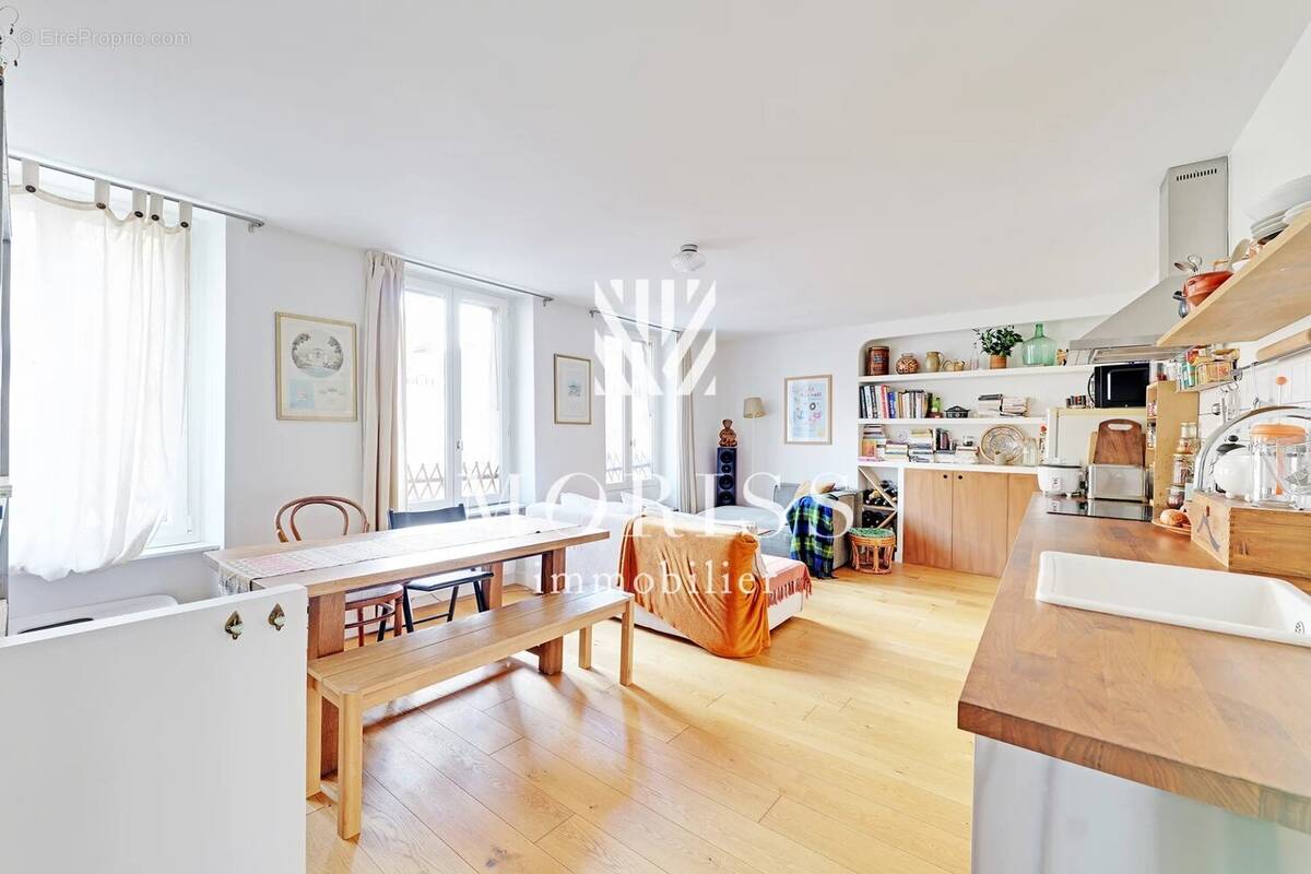 Appartement à PARIS-20E