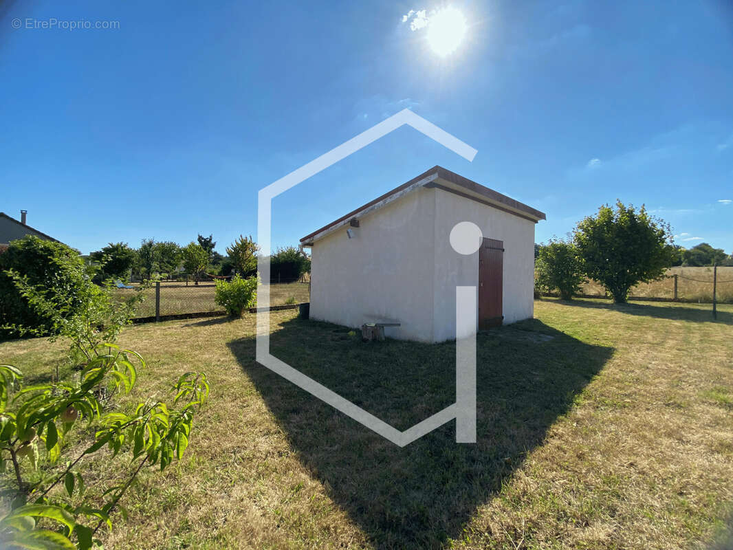 Maison à COSNE-COURS-SUR-LOIRE