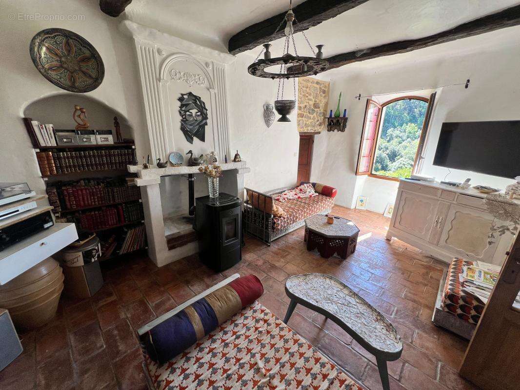 Maison à SAINT-SEBASTIEN-D'AIGREFEUILLE