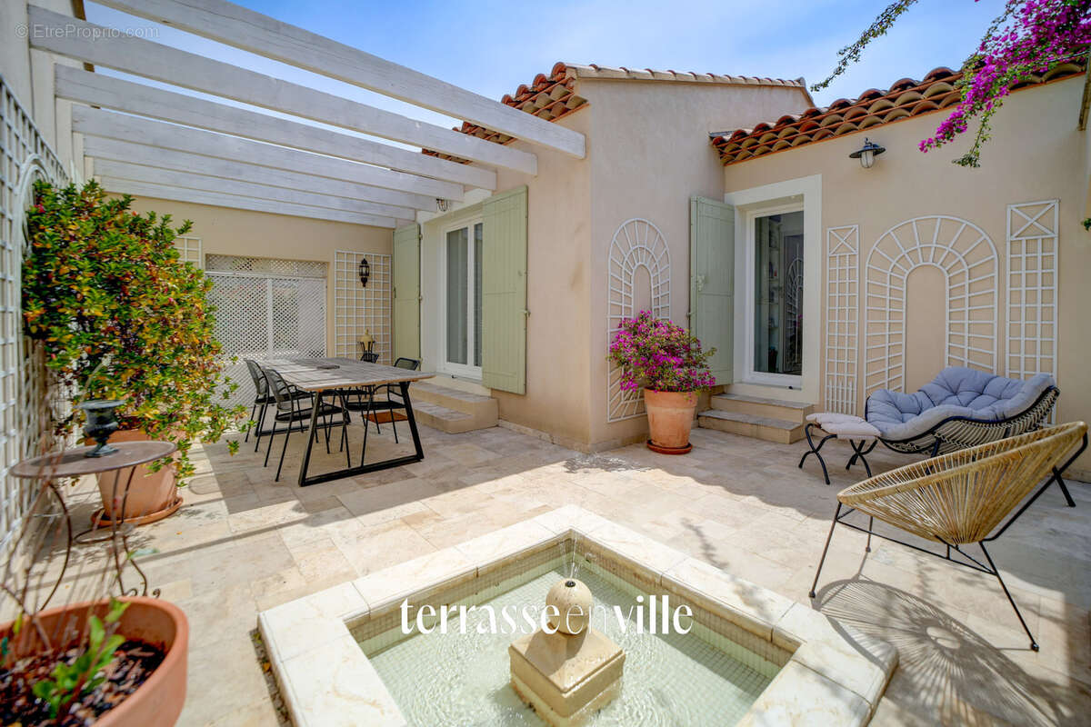 Saint cyr sur mer - villa plain pied t4 123m2 - dependance - proche village a pied - photo 14