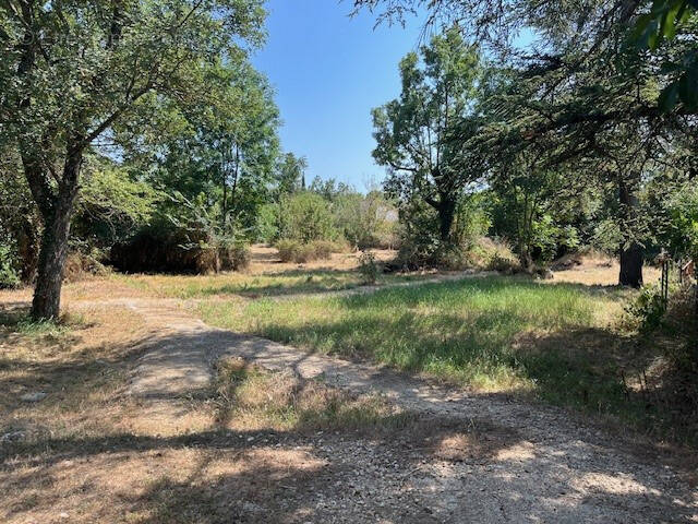 Terrain à SAINT-VALLIER-DE-THIEY