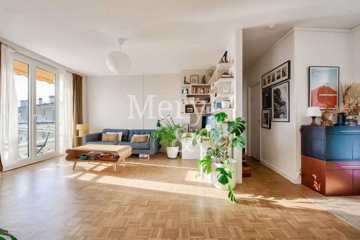 Appartement à PARIS-12E