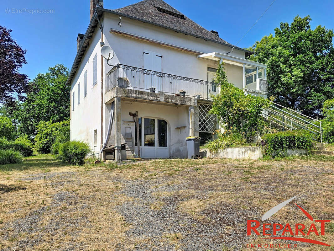 Maison à ALLASSAC