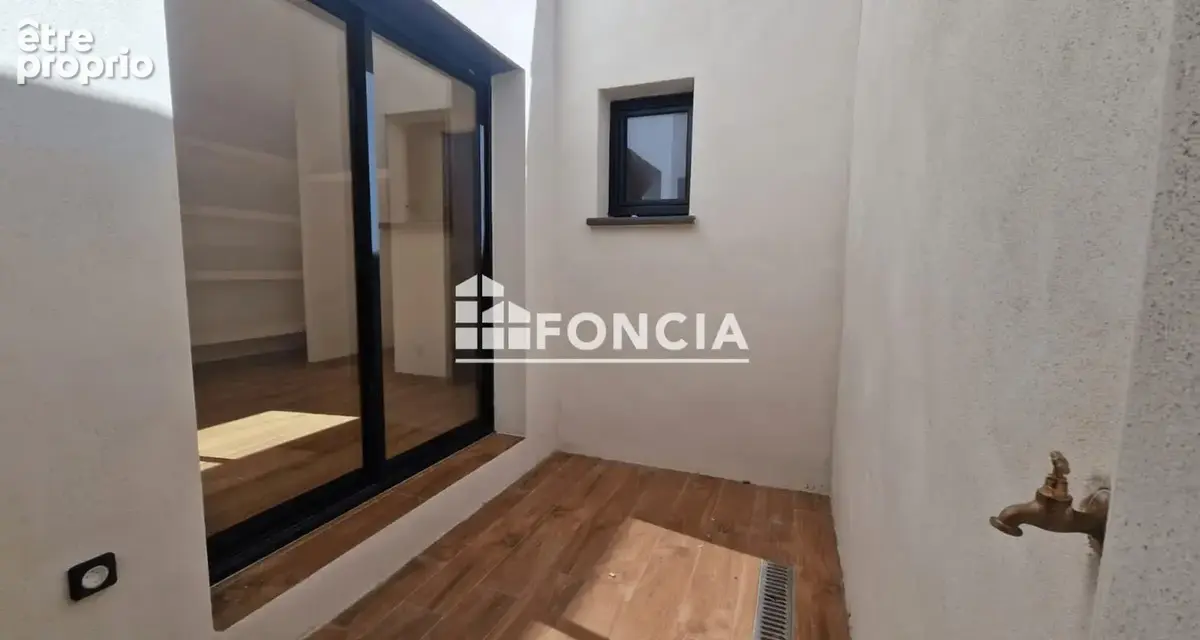 Maison neuve de 131 m² avec piscine, 4 chambres et une dépendance - photo 10